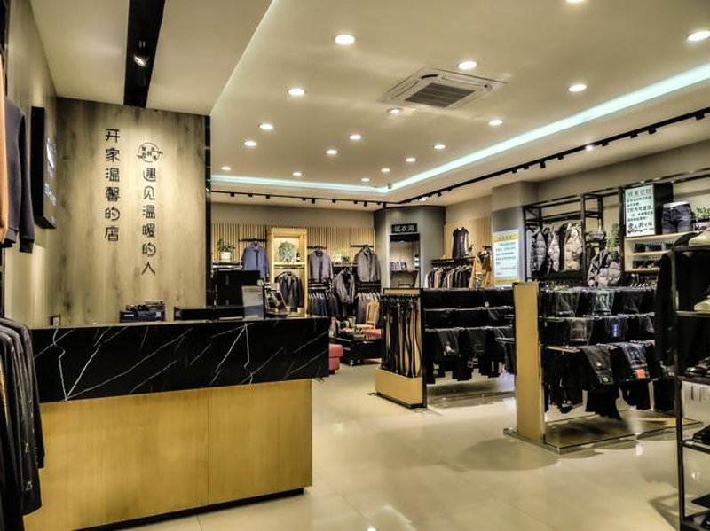 通山服装店：在变化中寻找机遇